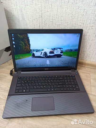 Огромный игровой ноут 4ядра\6GB\1TB\классный экран