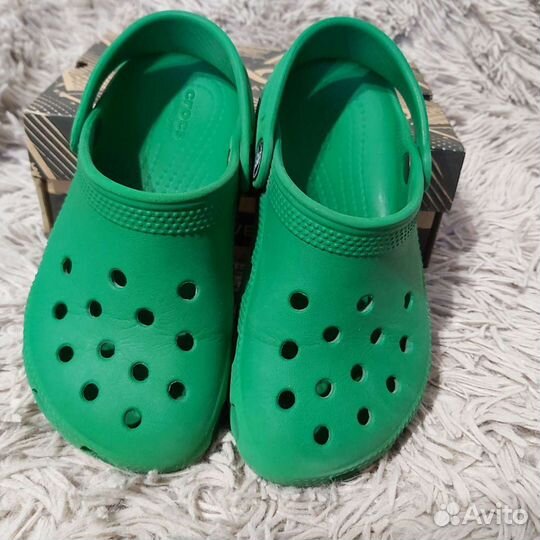 Crocs