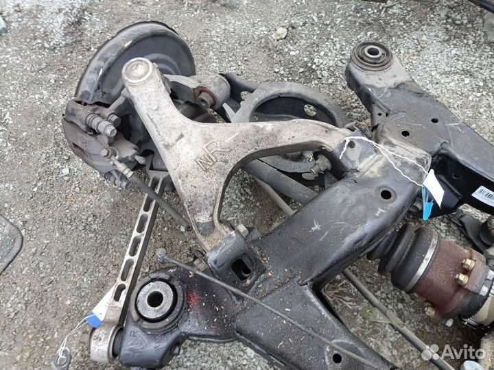 Балка задняя Nissan Cedric HY34