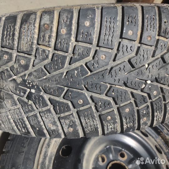 Maxxis ArcticTrekker NP3 205/55 R16 94T