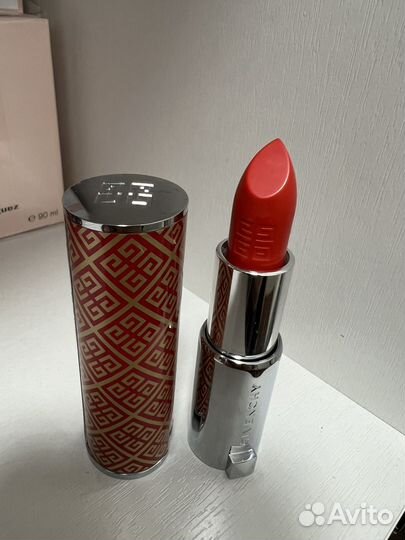 Givenchy помада оригинал