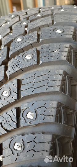 Pirelli Ice Zero 2 215/65 R17