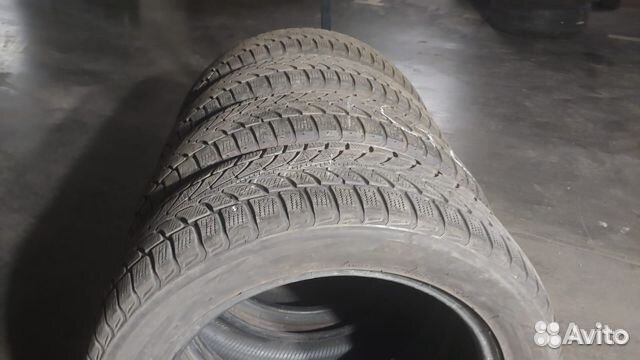 Bridgestone Blizzak LM-80 Evo 235/55 R18 100H