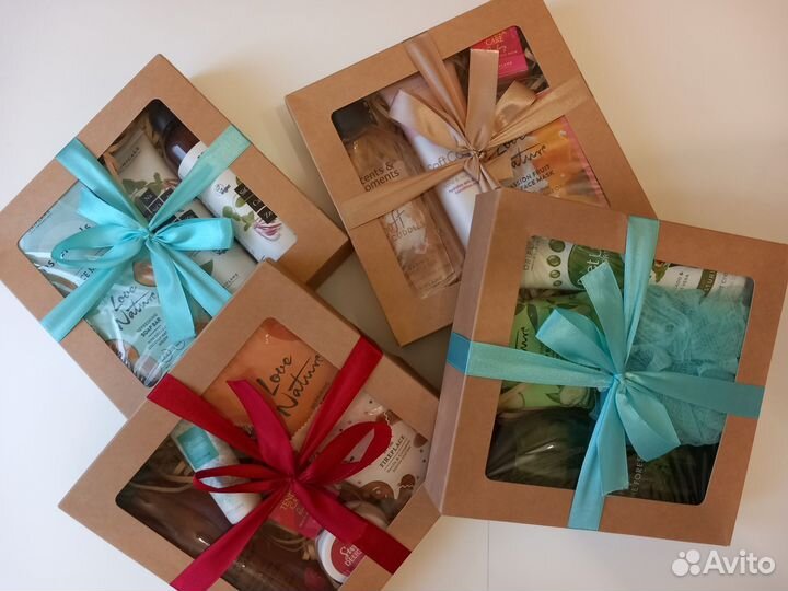 Подарочный набор для женщин на 8 марта