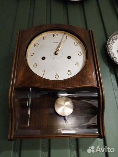 Настенные часы kienzle