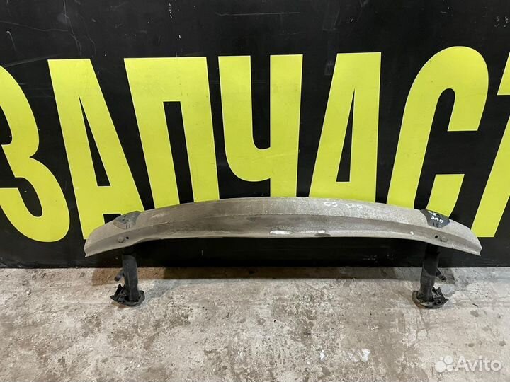 Усилитель заднего бампера Ауди A6 C5 седан