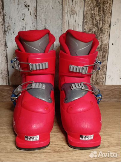 Горнолыжные ботинки детские 19.0