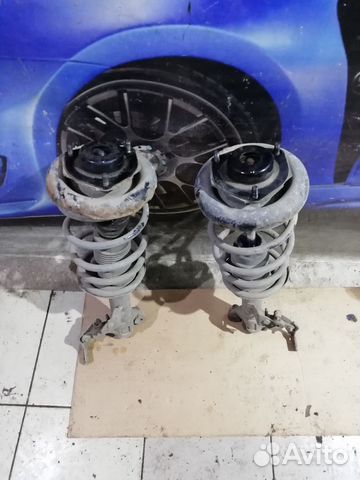 Стойки передние в сборе Nissan Primera P12