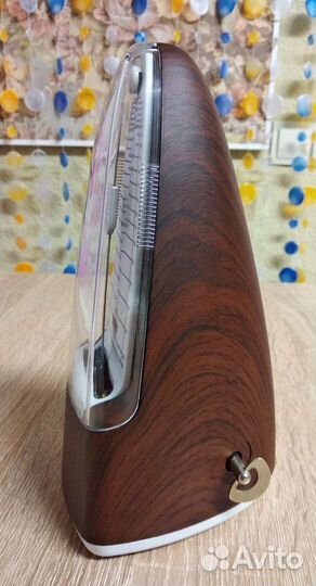 Метроном механический