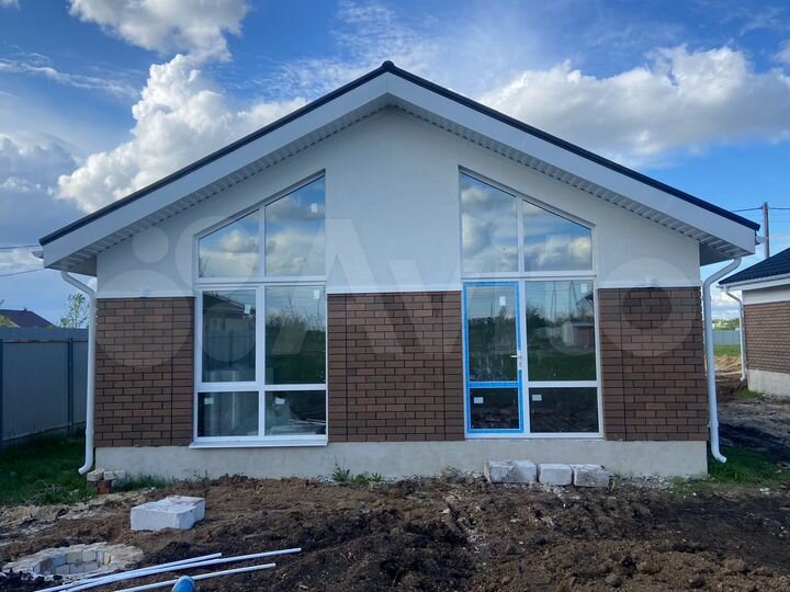 Коттедж 100 м² на участке 5 сот.