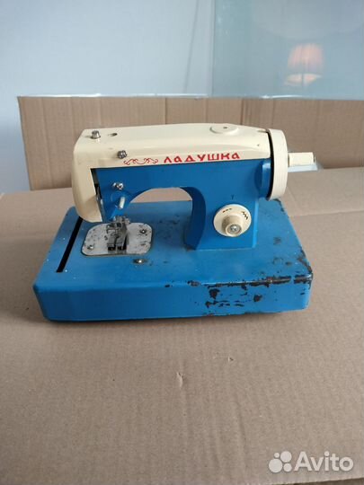 Детская швейная машина СССР