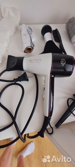 Инструменты для парикмахера