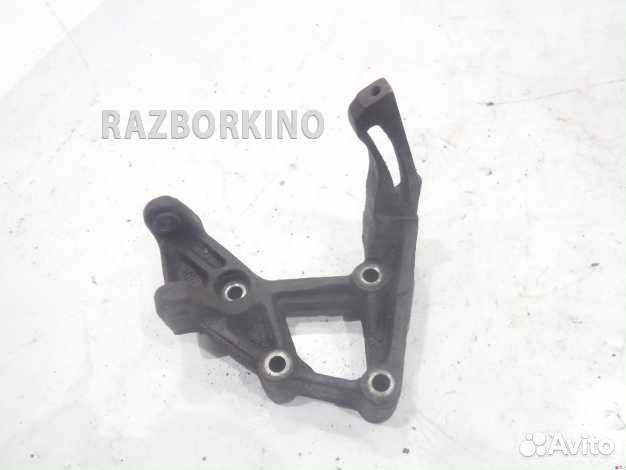 Кронштейн генератора