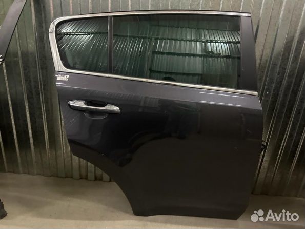 Задняя правая дверь Kia Sportage 4 2015-2022