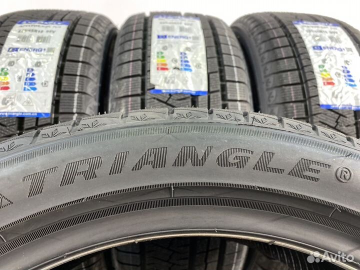 Triangle PL02 225/45 R18 96H