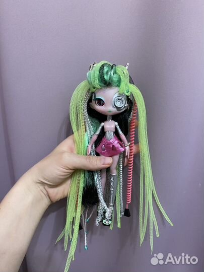 Кукла нови старс Novi Stars