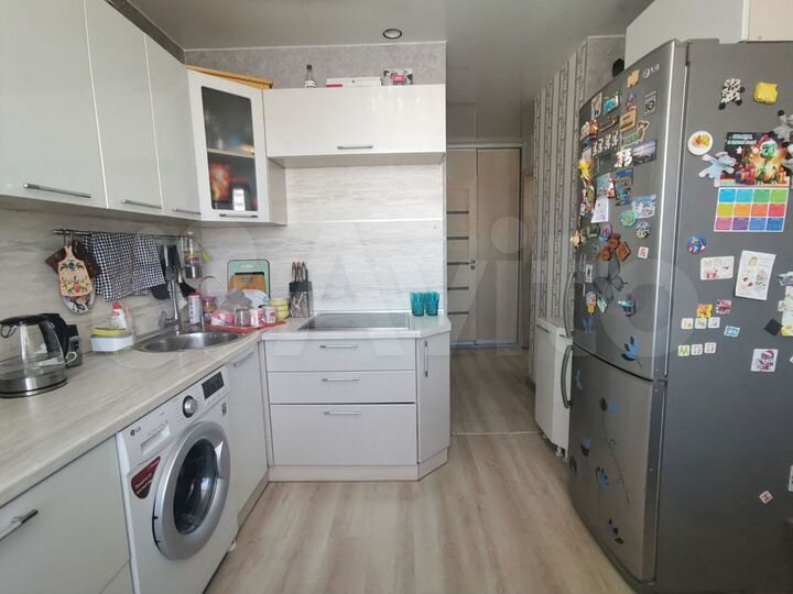 2-к. квартира, 50 м², 9/9 эт.