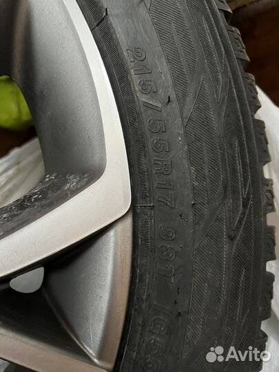 Yokohama Ice Guard Stud IG55 215/55 R17 98T