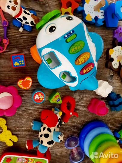 Пакет развивающих игрушек для малыша от 0 +