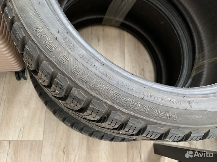 Nokian Tyres Hakkapeliitta 9 SUV 295/35 R21