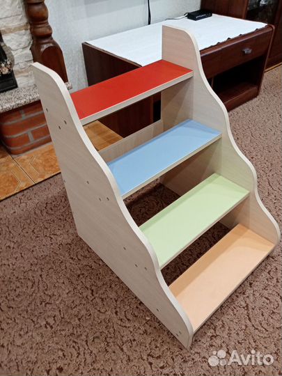 Лестница к детской кровати