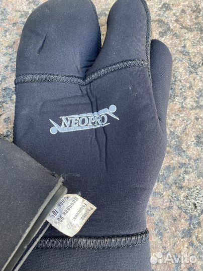 Перчатки для подводной охоты и дайвинга