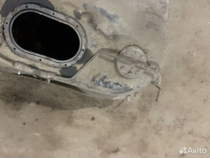 Бак топливный Toyota Vista SV32 3S-FE 1998