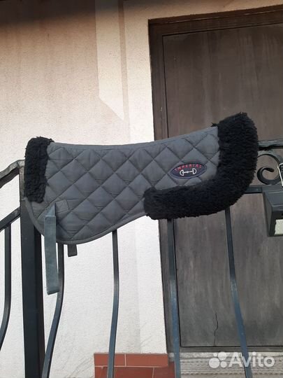 Меховушка под седло