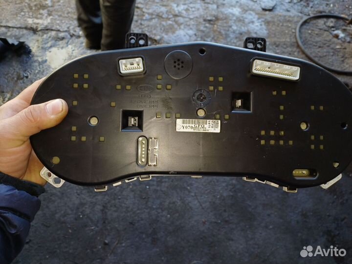 Щиток приборов kia Rio 3 АКПП