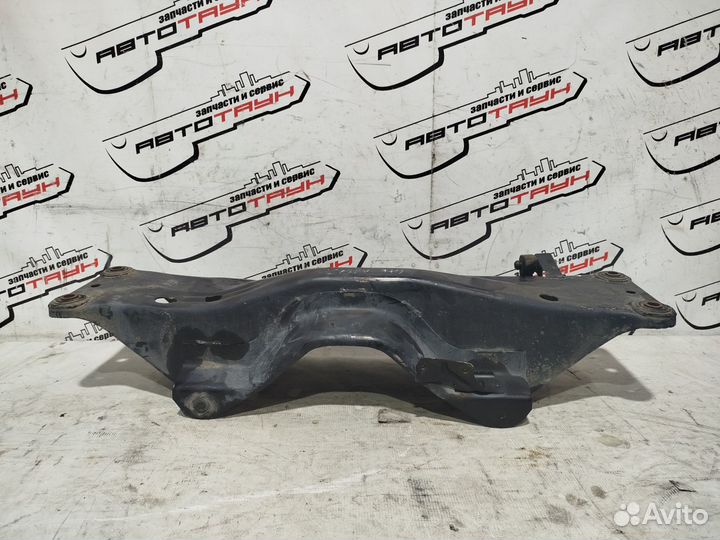 Балка подвески задняя subaru forester impreza legacy BD3 BD5 BD9 BG3 BG5 BG7 BG9 BGA BGB. GC4 GC6 GC