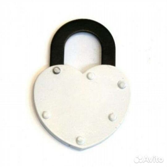 Замок для влюбленных на мост