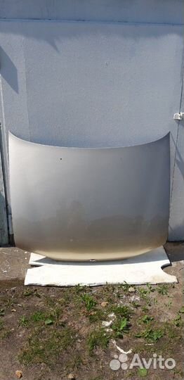 Капот на Hyundai accent