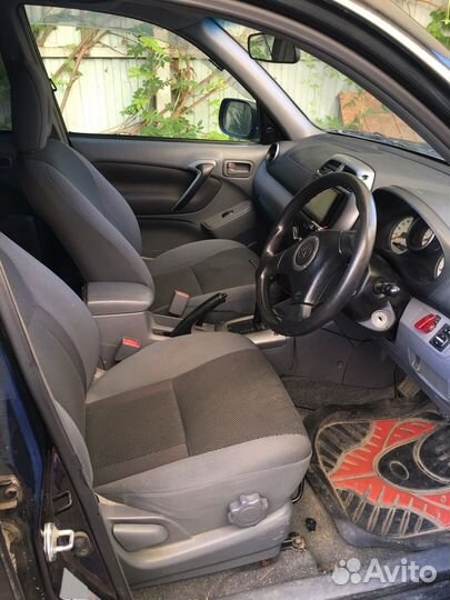 Toyota RAV4 2.0 AT, 2001, 200 000 км