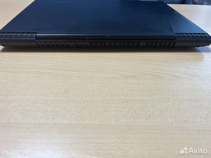 Lenovo legion y520