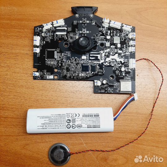 Xiaomi Mi Robot Vacuum-Mop 2 на запчасти (разбор)