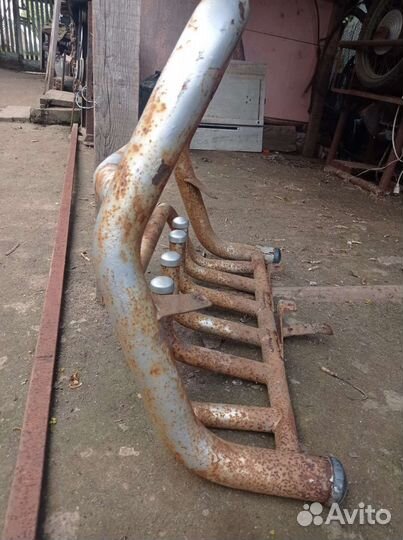 Кенгурятник на ниву