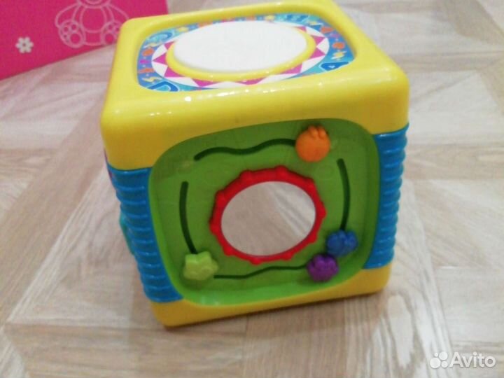 Развивающие игрушки