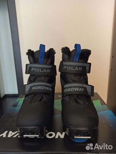 Зимние лыжные ботинки