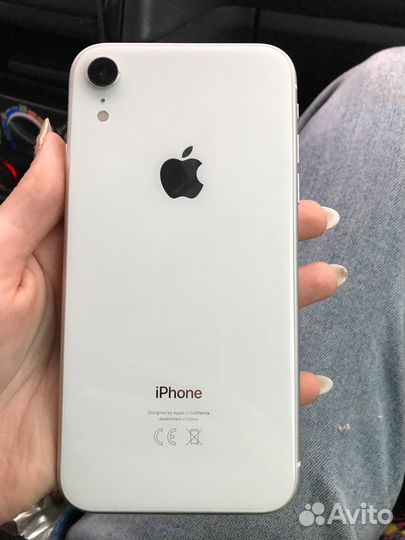 iPhone Xr, 64 ГБ