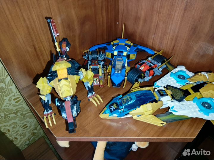 Lego Ninjago, Star Wars, Minifigures