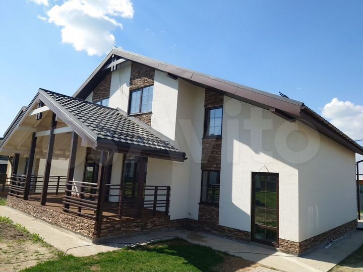 Дом 232 м² на участке 7 сот.