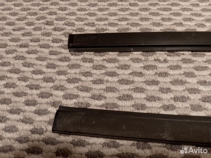 Молдинги на крышу Mitsubishi Airtrek 1