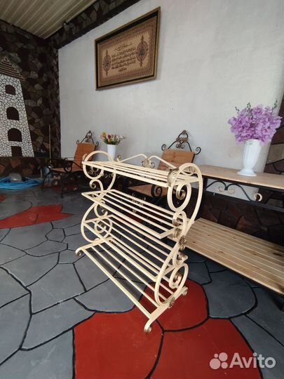 Обувница кованная