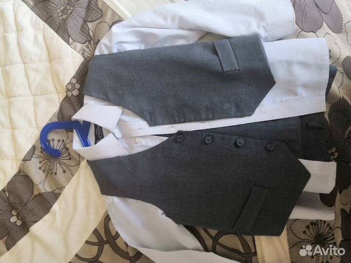 Продам брюки с жилеткой