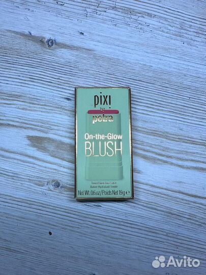 Тонированный увлажняющий стик Pixi Beauty On-the-G