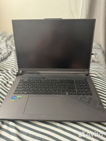 Ноутбук игровой Asus rog strix G18 G814JV-N5080