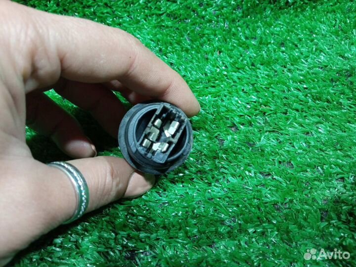 Патрон лампы Granta FL (18) б/у