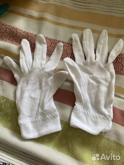Перчатки белые