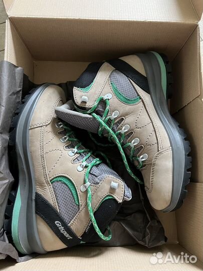 Трекинговые ботинки женские 38