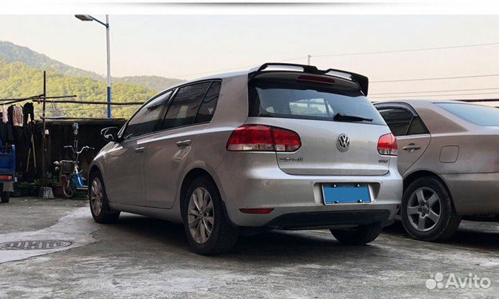 Спойлер Volkswagen Golf 6 Oettinger под окрас